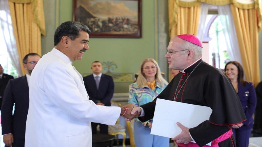 Presidente Maduro recibió cartas credenciales del Nuncio apostólico Monseñor Ortega Marín