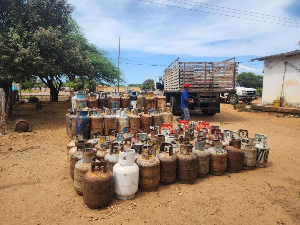Mil hogares recibieron sus cilindros de gas doméstico en el Zulia