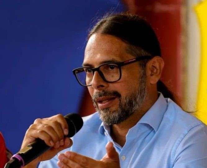 Gobierno venezolano espera que la red social X presente la documentación solicitada