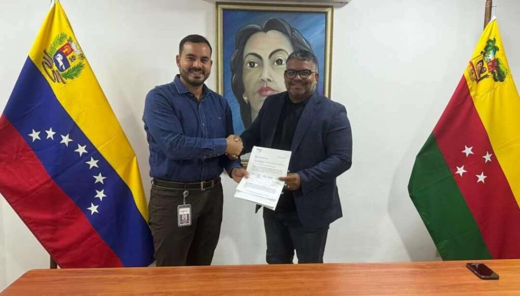 Radio base mejorará servicio de telefonía móvil en Mamporal