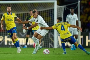 Real Madrid saca un deslucido empate ante U. D. Las Palmas