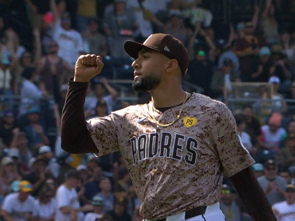 Suárez y Arráez se dieron crédito en triunfo de Padres