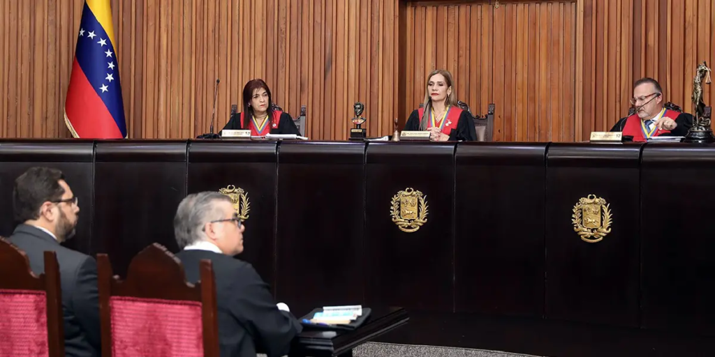 TSJ declara en desacato a Edmundo González: "No consignó material electoral"