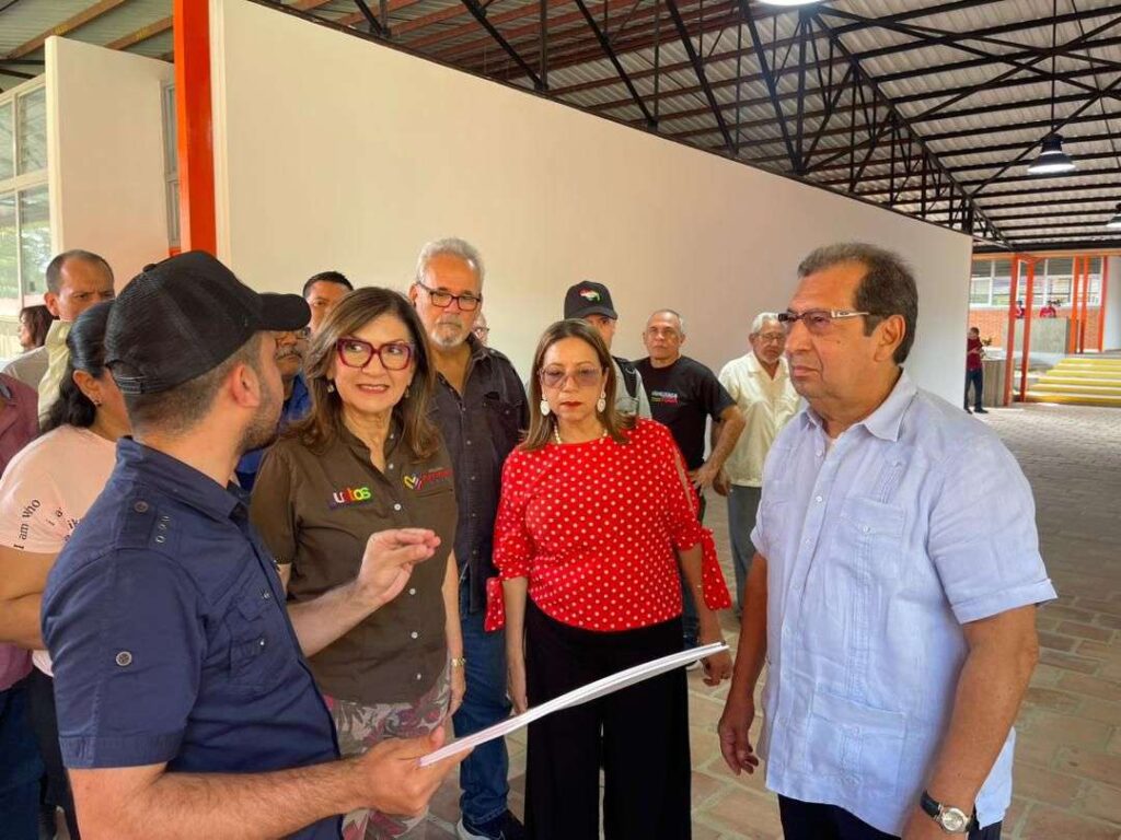 Venezuela Bella entregó dos pabellones rehabilitados en la Unellez