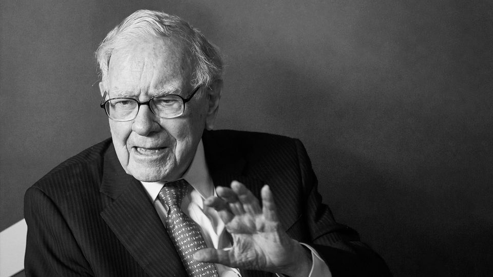 Las 12 decisiones claves para alcanzar el éxito basadas en los logros del multimillonario y gurú financiero Warren Buffett