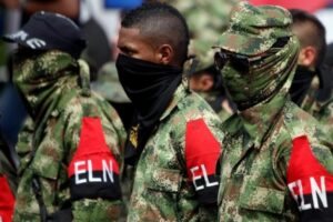 Gobierno colombiano insta al ELN a retomar conversaciones y extender el cese al fuego