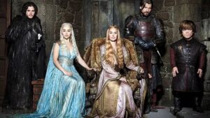 Piezas icónicas de “Juego de Tronos” están exhibidas en Londres antes de subastarse