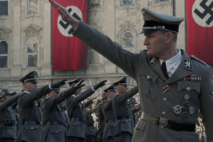 'El hombre del corazón de hierro' se inspira en una increíble historia real que acabó con uno de los mayores líderes nazis en la II Guerra Mundial