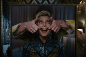La secuela del gran éxito del cine de terror reciente tiene nuevo tráiler y presenta a una diva del pop aterrorizada por la maldición de la sonrisa