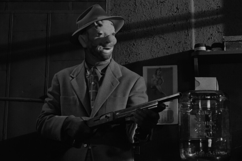 una clase magistral de montaje, forma y narrativa con alma de noir quintaesencial