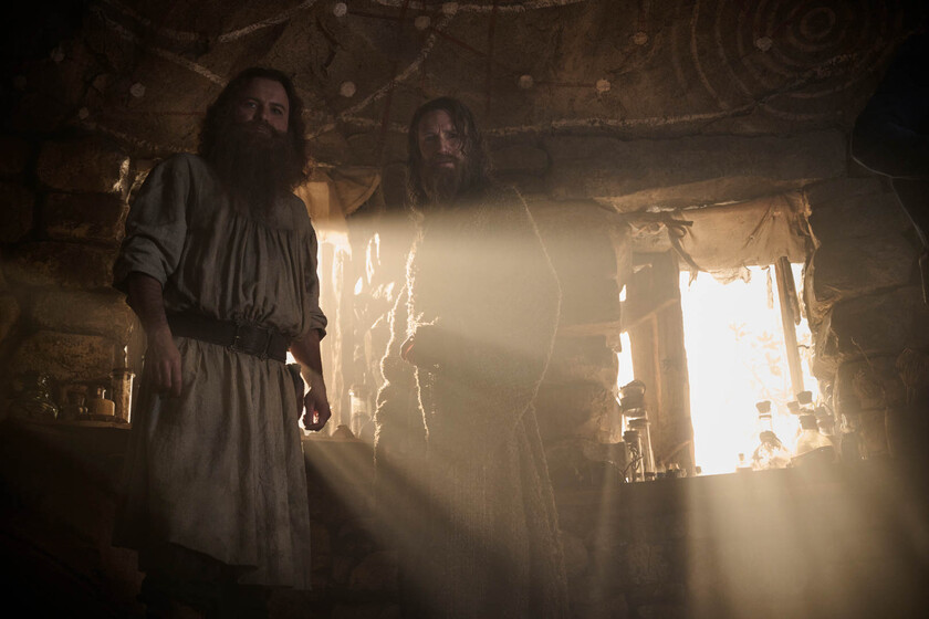 Los anillos de poder 2x04. Resumen y análisis de 'Antiguo' el episodio debut de Tom bombadil