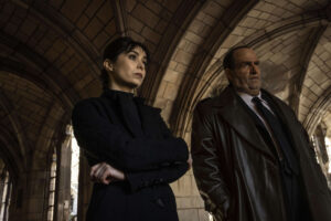 El Pingüino (2024) Crítica - spin-off de The Batman es una potente miniserie criminal de HBO con unos sublimes Colin Farrell y Cristin Milioti