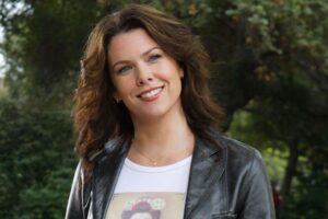 Qué fue de Lauren Graham, la estrella de 'Las chicas Gilmore' que le cogió el gusto a la escritura y terminó volviendo a Stars Hollow