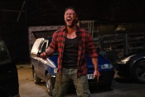 El director de 'No hables con extraños' explica el final de la película y por qué difiere del cruel cierre de 'Speak No Evil'