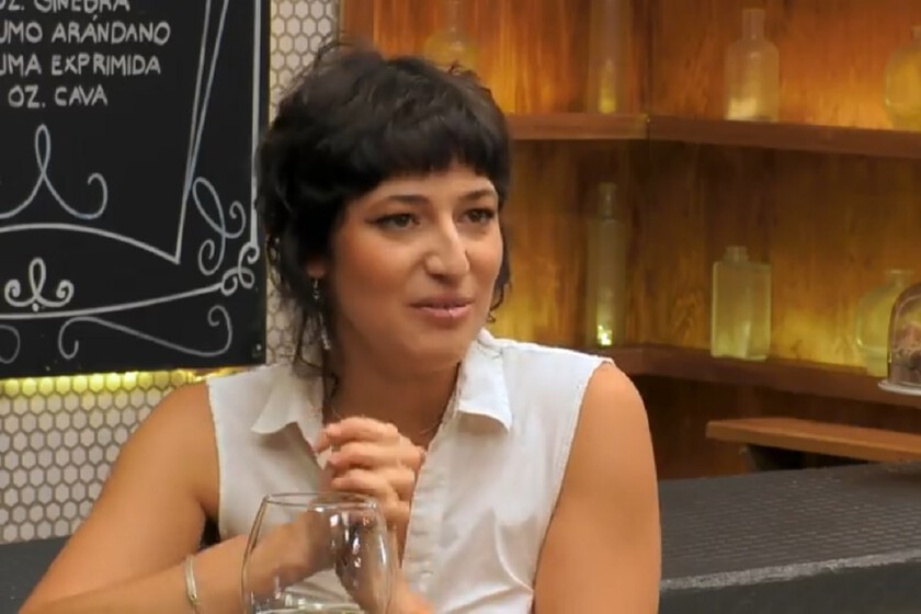 Muere un exconcursante de 'First Dates' y su amiga va al programa como homenaje. "Esto va por él"