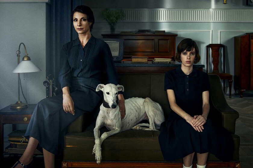 'La virgen roja' es un lujoso retrato del crimen más insólito de la crónica negra española que aborda divisiones actuales en el feminismo