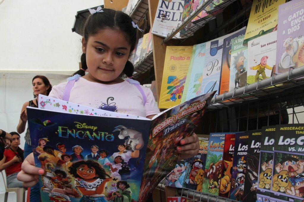 72 editoriales participarán en la 15 Feria del Libro de Caracas