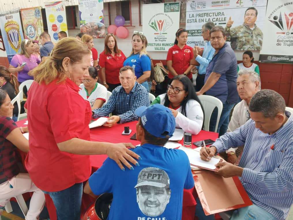 Atendidas más de 150 trujillanas con jornada “Mujer sembradora de paz”