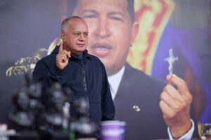 Cabello informa la detención de 11 personas por ataque al SEN