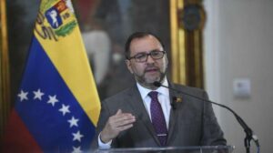 Canciller Gil repudió la hipocresía que avala violación de DDHH en EEUU