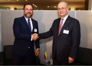 Canciller Gil sostuvo reunión con primer ministro de Palestina