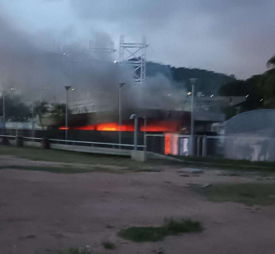 Controlado incendio en estación del ferrocarril Ezequiel Zamora