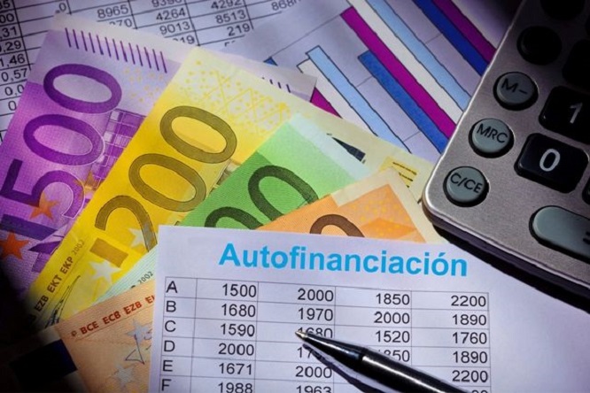 Héctor Andrés Obregón Pérez - Autofinanciación ¡Pros y contras para las empresas! - FOTO