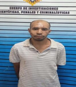 Detuvieron a sujeto que mató a su papá con un pico