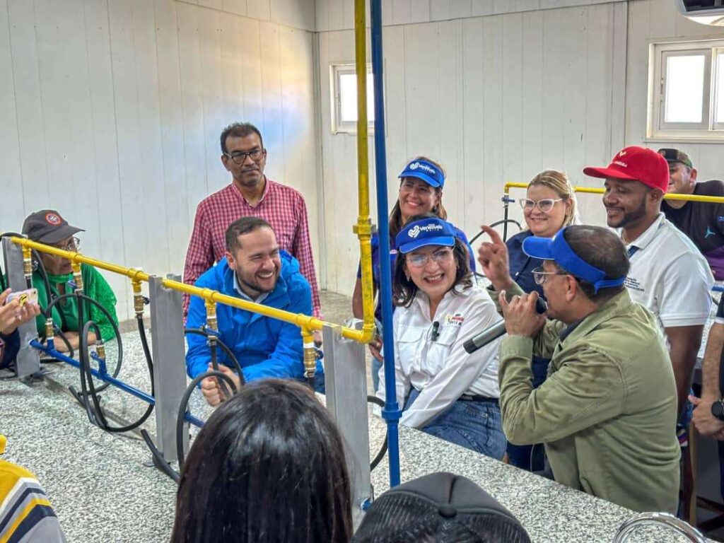 Entregan rehabilitadas aulas y laboratorios en la UDO núcleo Sucre