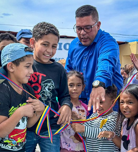 Entregan repotenciado ambulatorio Hurtado Higuera del Junquito en Caracas