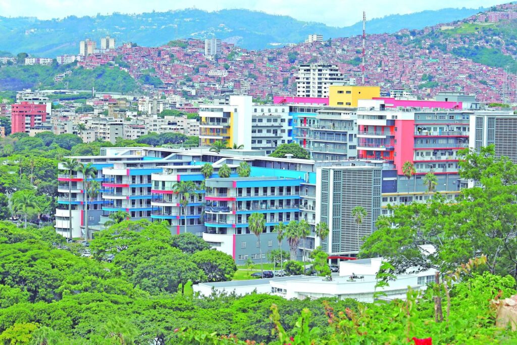 Hospital Universitario atiende en áreas rehabilitadas
