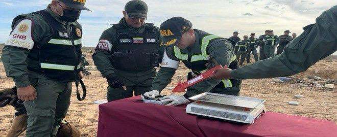 La GNB incautó 70 panelas de drogas