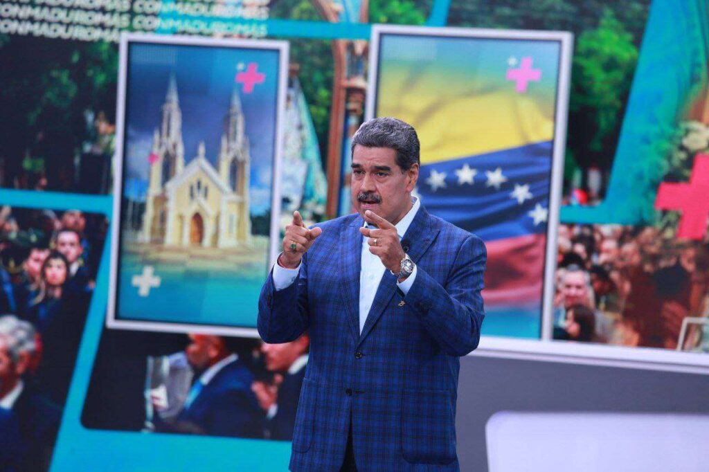 Maduro: A EEUU la gobierna la CIA y están detrás del golpe en Honduras