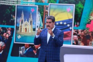 Maduro: A EEUU la gobierna la CIA y están detrás del golpe en Honduras