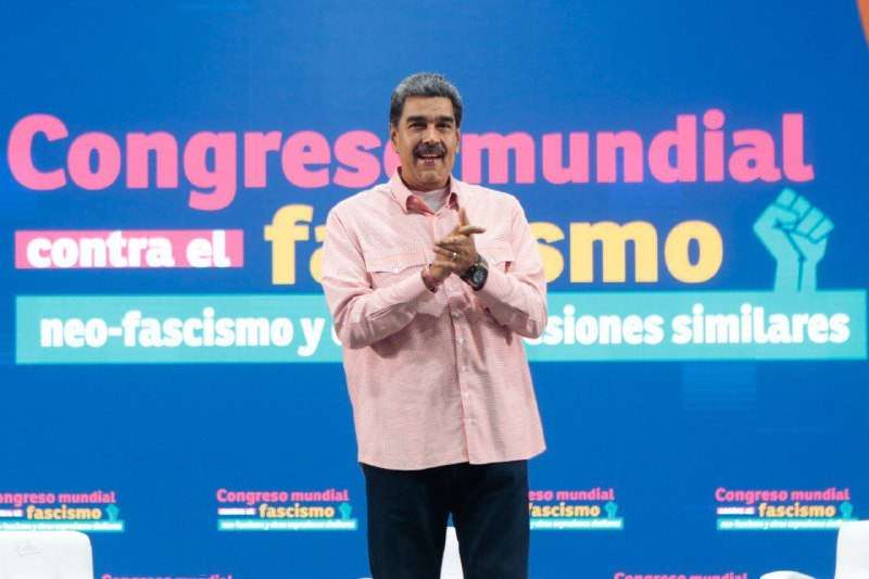 Maduro aprueba la creación de la Internacional Antifascista