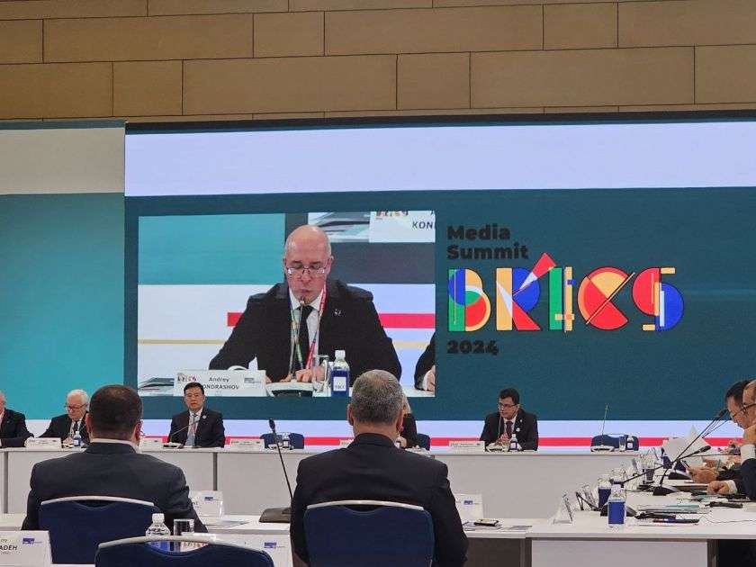 Medios Brics se comprometen a combatir la propagación de noticias falsas