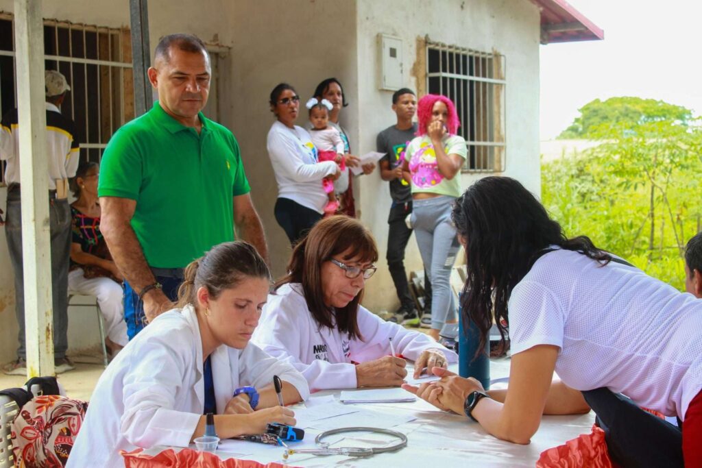 Mega Jornada de Salud atendió a más de 800 personas en Turmero
