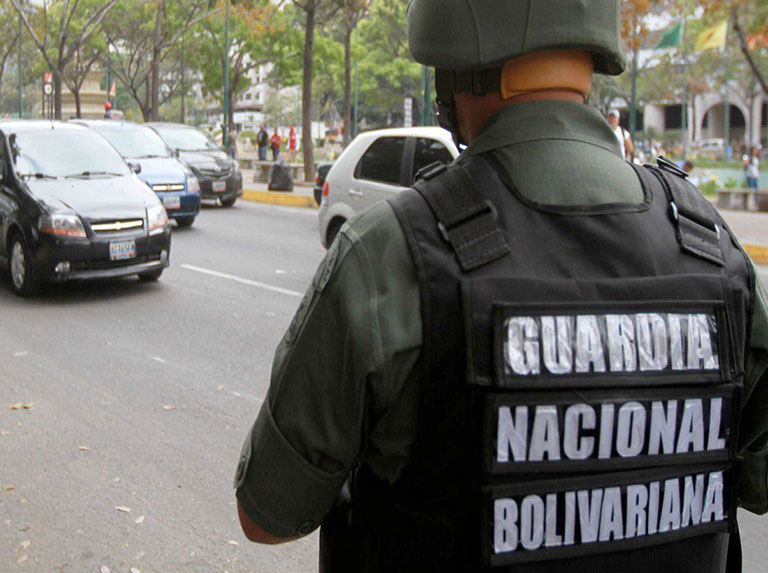 Motorizado asesinó a un bombero en El Cementerio