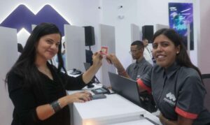 Movilnet inaugura nuevo Centro de Negocios en La Candelaria