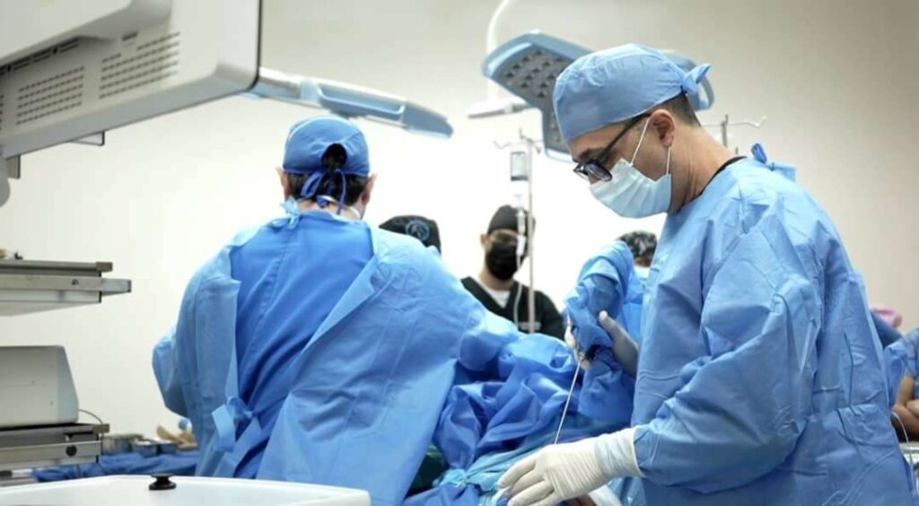 Operan tumor cerebral por vía nasal en Cabimas