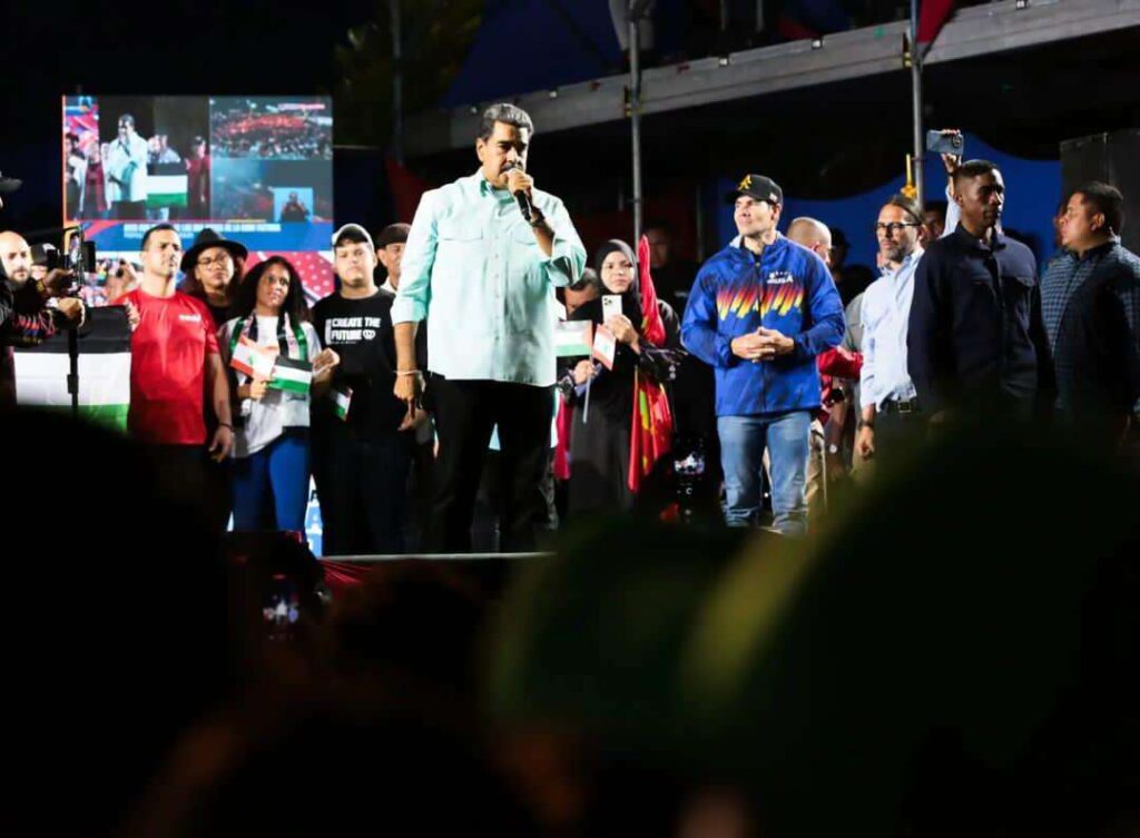 Presidente Maduro: Vamos a una gran revolución educativa de calidad