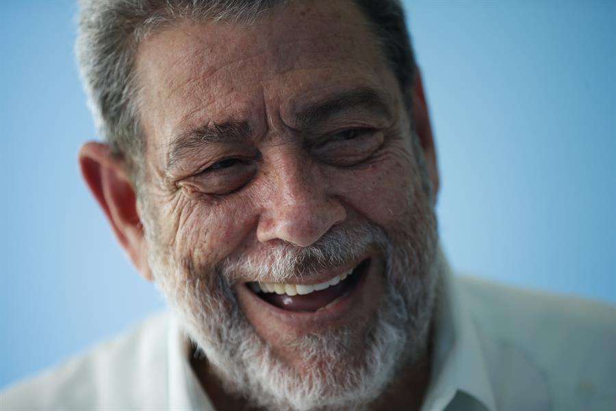 Ralph Gonsalves afirma que Maduro es lo mejor para sector petrolero de Guyana