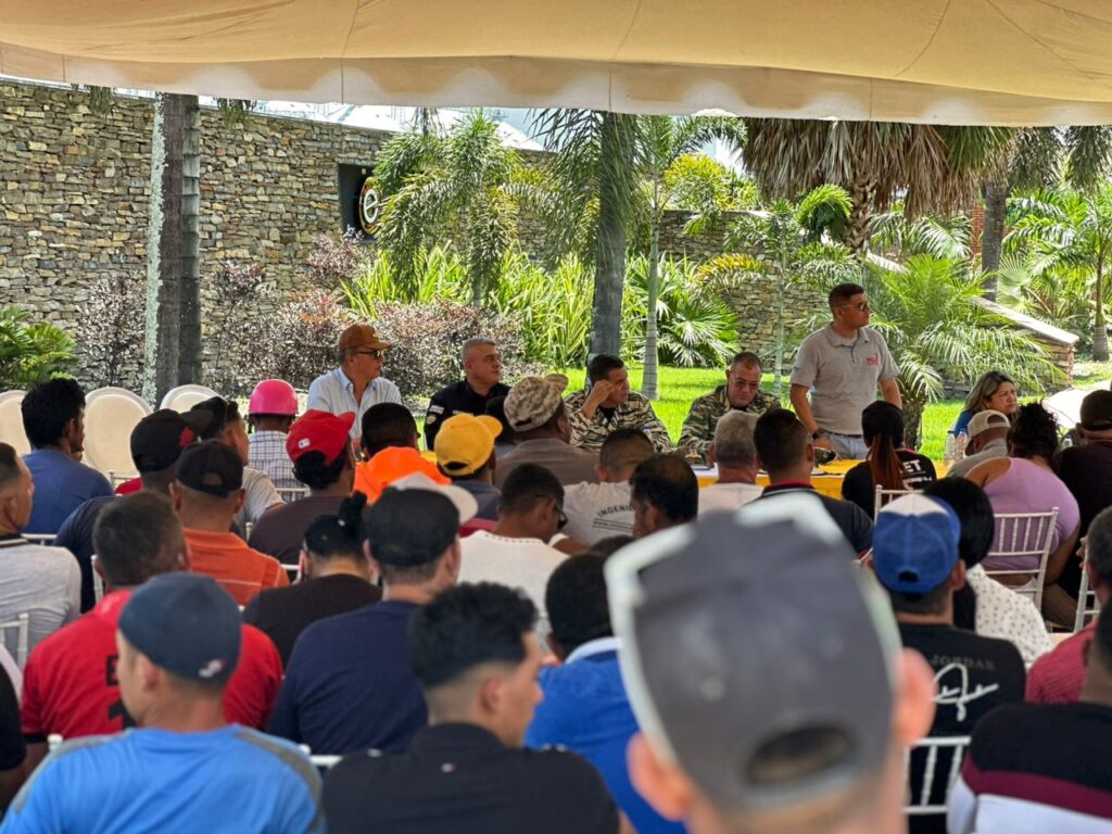 Reunión clave del Estado Mayor de Hidrocarburos para fortalecer el sector agrícola y agroindustrial⁣