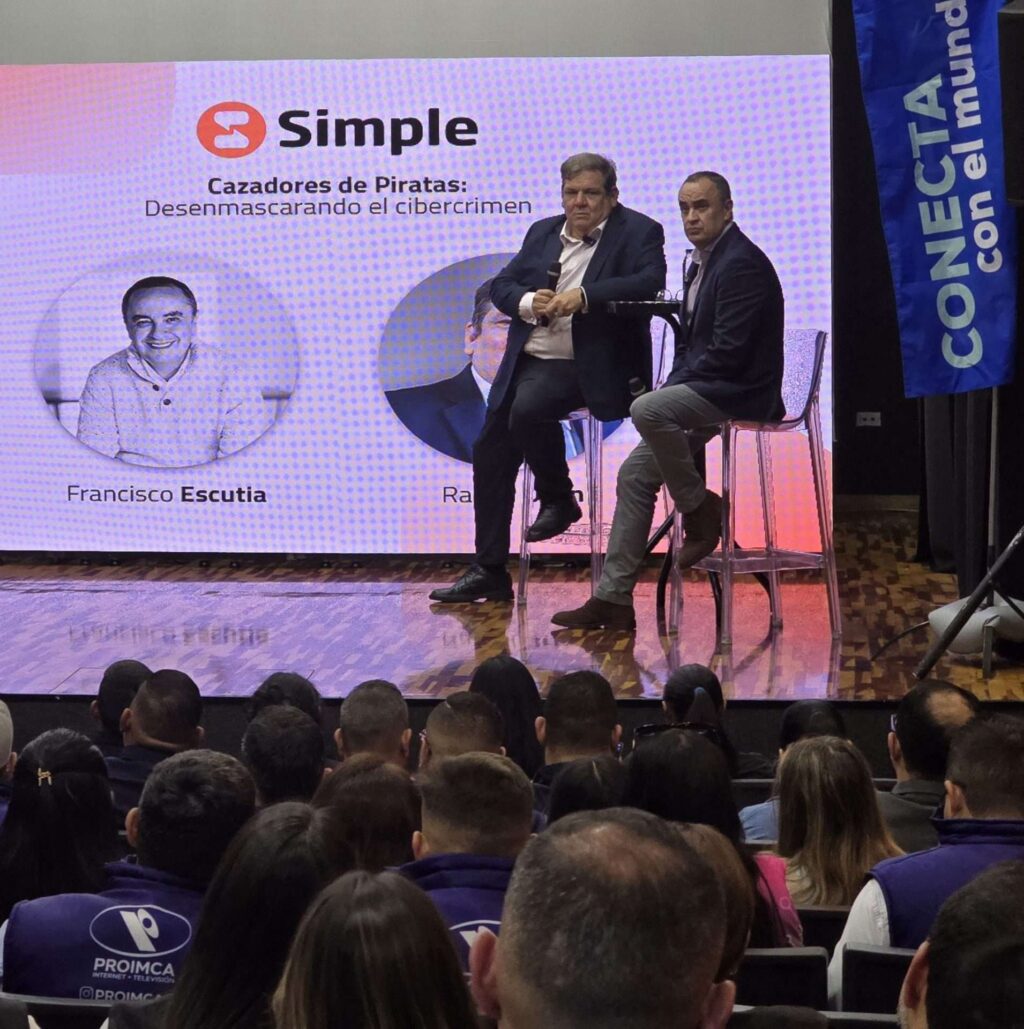 Simple en pie de lucha contra la piratería audiovisual