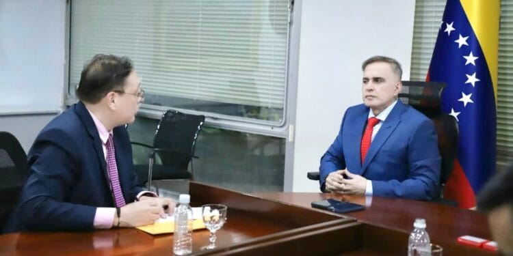 Lo que se sabe de la reunión entre Tarek William con el abogado de Edmundo González