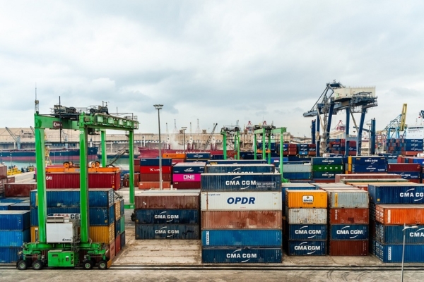 Es necesario cambiar la mentalidad de ser un país importador a uno exportador