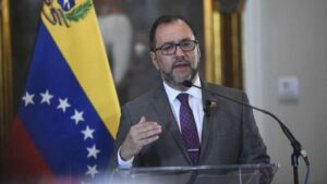 cada comunicado en contra de Venezuela genera un pago en dólares