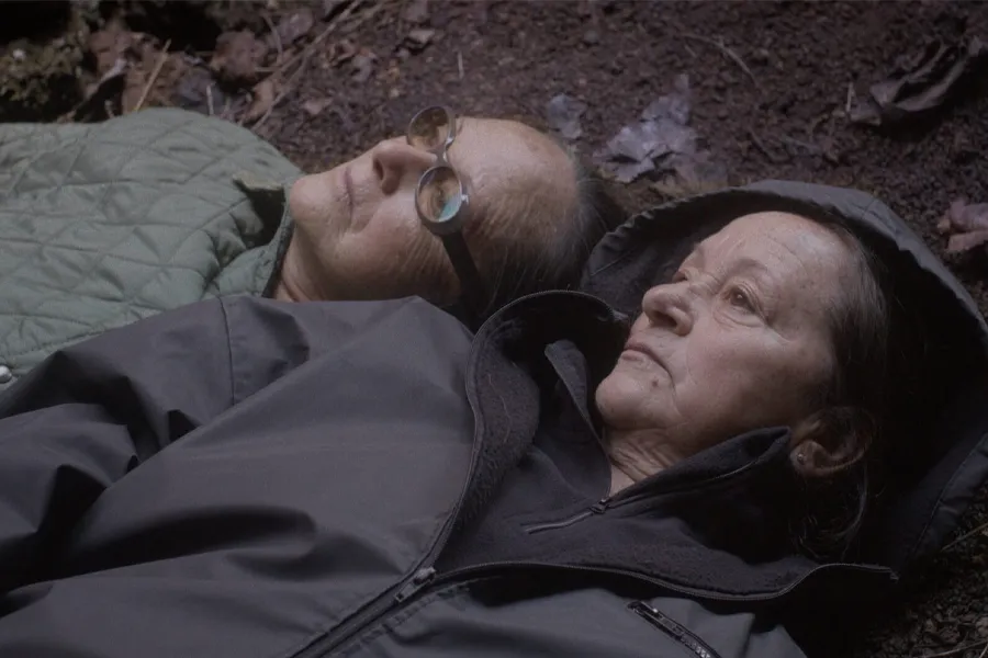 la-hojarasca-pelicula-critica