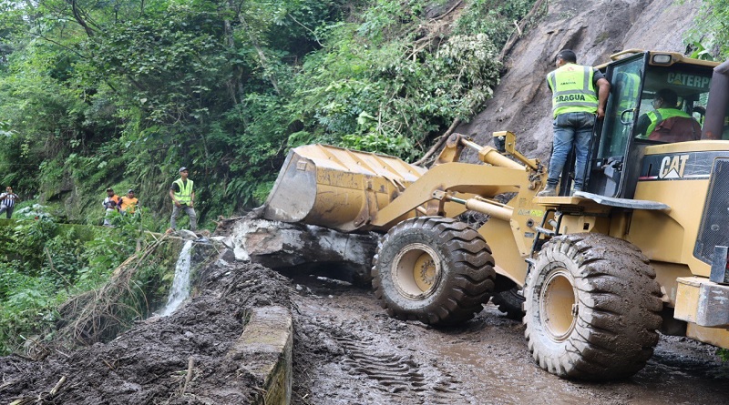 Paso a Choroní afectado por Onda Tropical 34