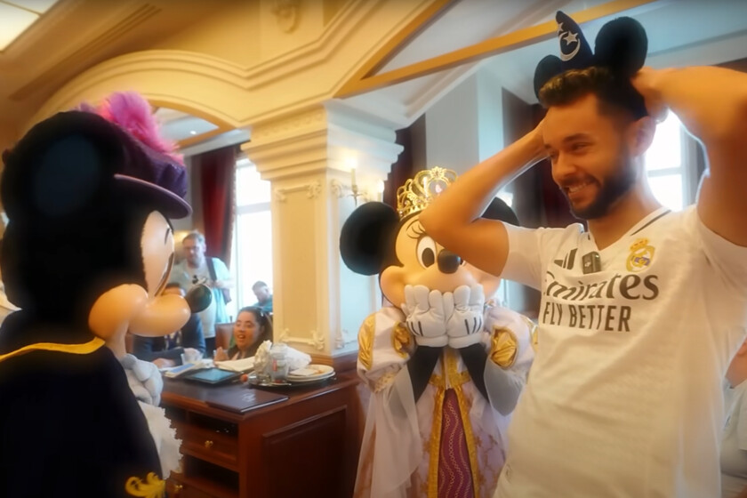 La visita de TheGrefg a Disneyland ha sido una montaña rusa de sentimientos. Incluyendo el rechazo de uno de sus personajes de la infancia favoritos